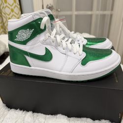 Jordan 1s Pine Green Size 11