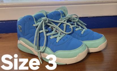 Boys Shoes Size 3