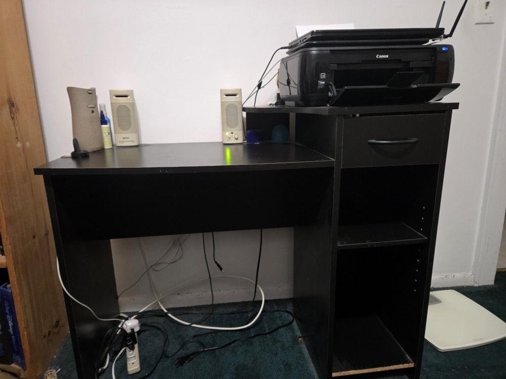Computer Desk