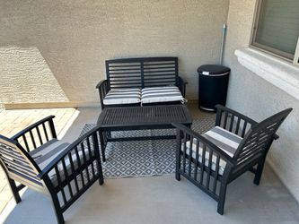 Outdoor patio set
