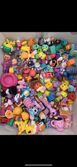 Shopkins and other little collectable figurines