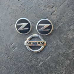 Nissan Z Logos