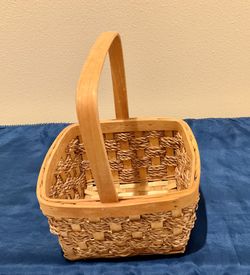 Square Woven Wood Strips and Fiber Basket with Fixed Handle