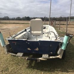 1984 Glasstream Boat