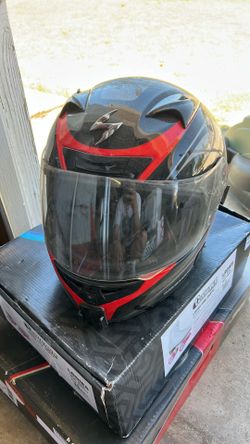 Motorcycle helmet