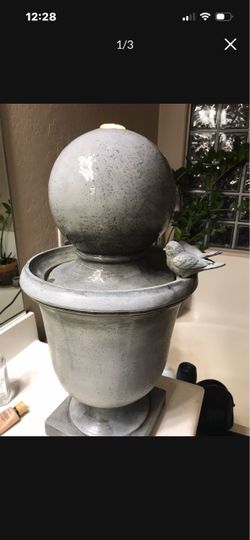 Small Resin Water Foundation