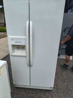 Fridge and Stove