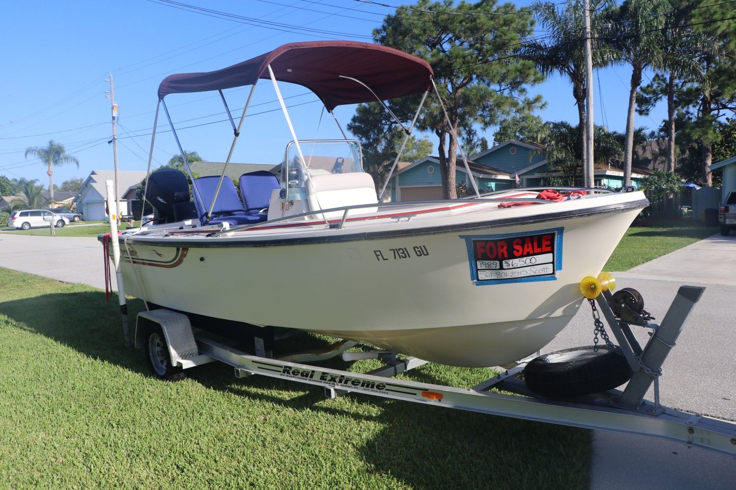 1989 17' Proline center console
