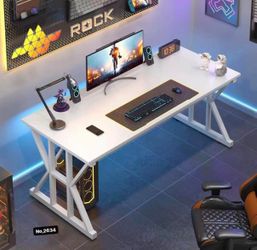 55 inch Large Office Desk, Study Writing Table with Thicken Frame, Gaming Desk, Modern Simple Desk , White