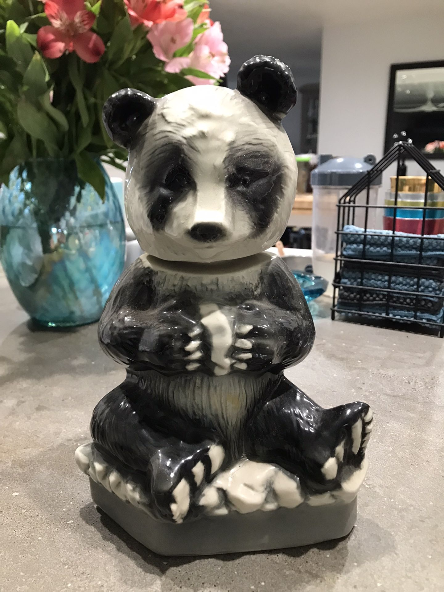 Vintage Collectable Liquor Decanter Bottle Ezra Brooks Panda Heritage China  $20