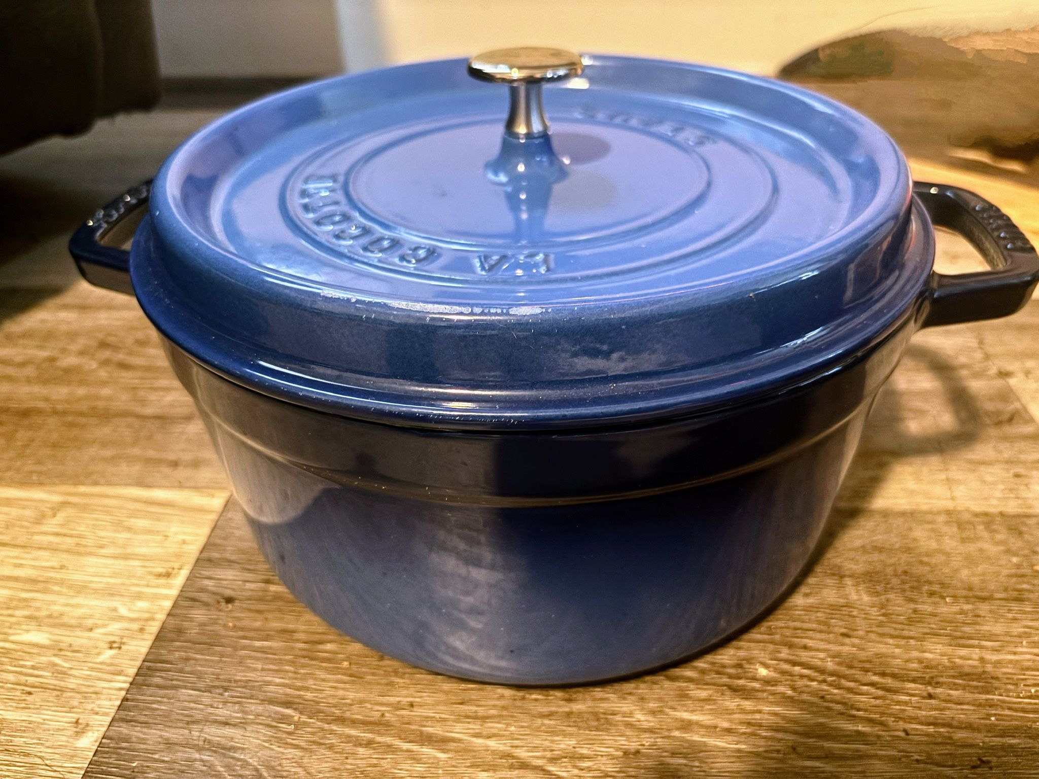 STAUB Cast Iron Dutch Oven 5.5-qt Round Cocotte, Made in France, Dark blue