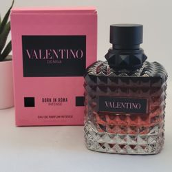 Valentino
 
Donna Born in Roma Intense Eau de Parfum

3.4 fl 