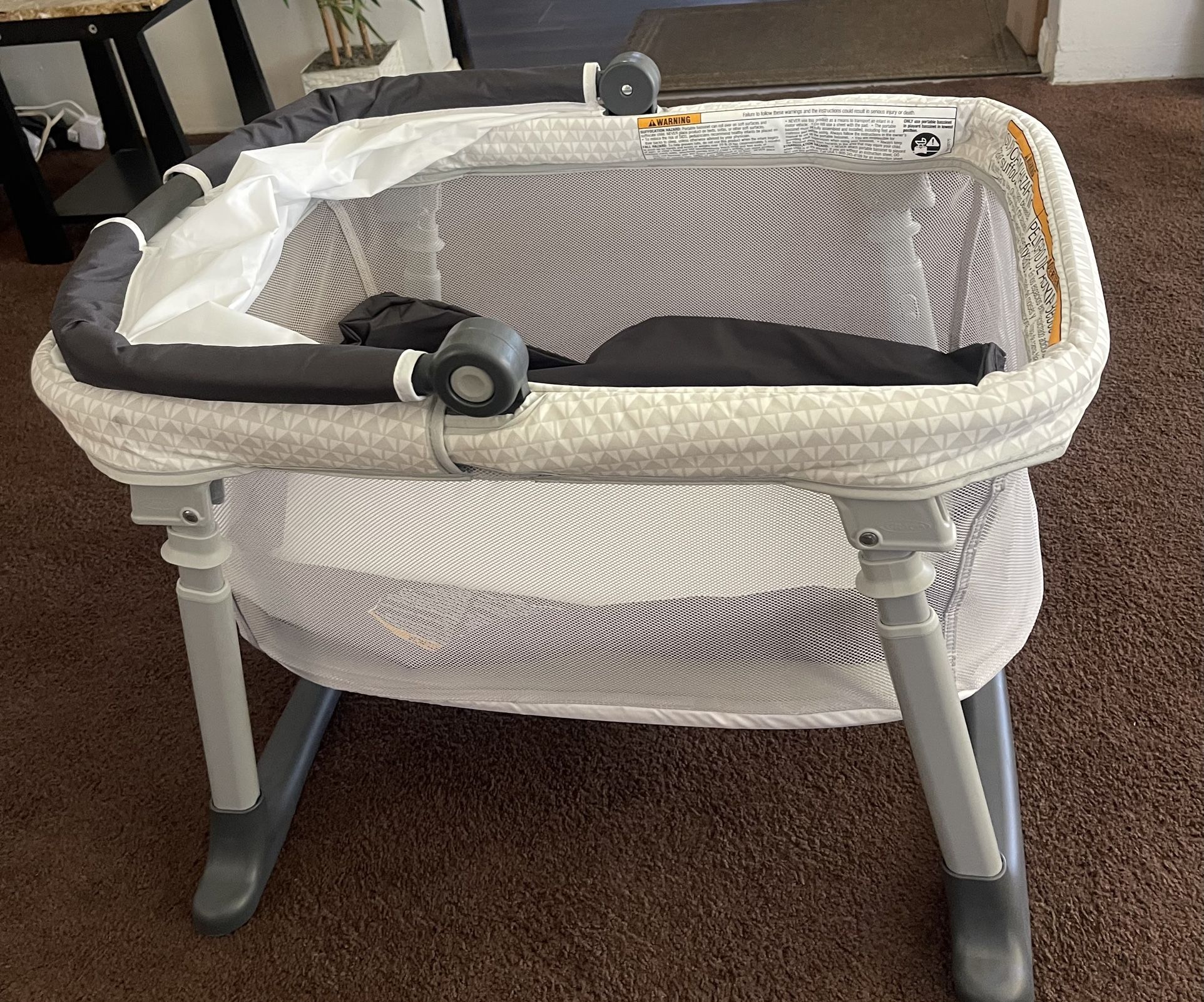 Graco Baby Crib