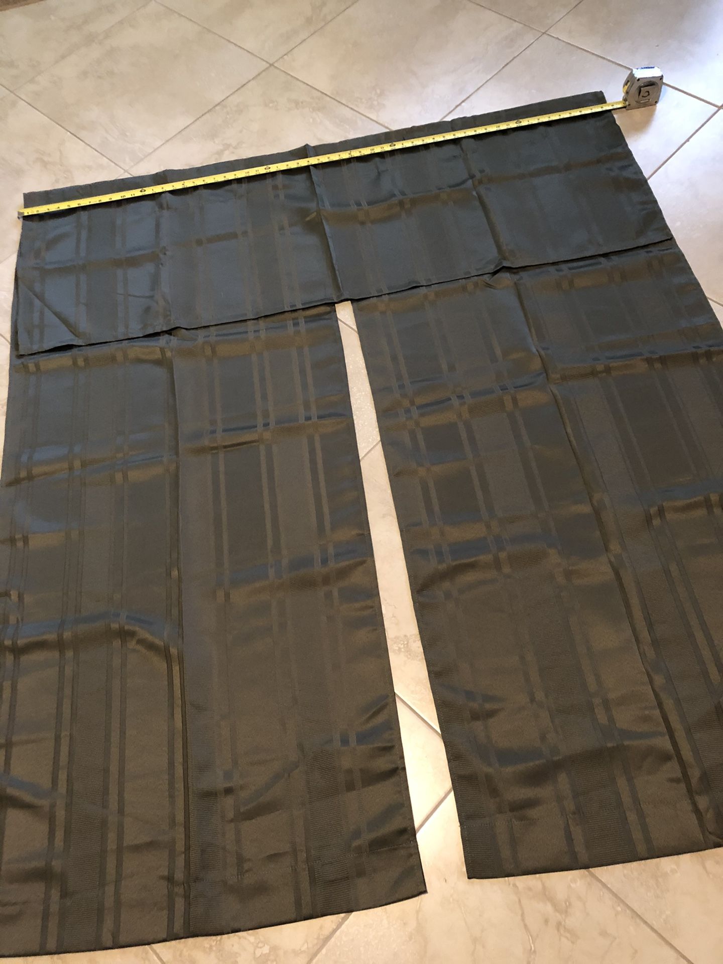 Curtains, drapes, window coverings