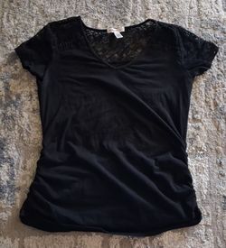 Cute black top