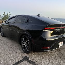 2023 Toyota Prius AWD Limited Edition 