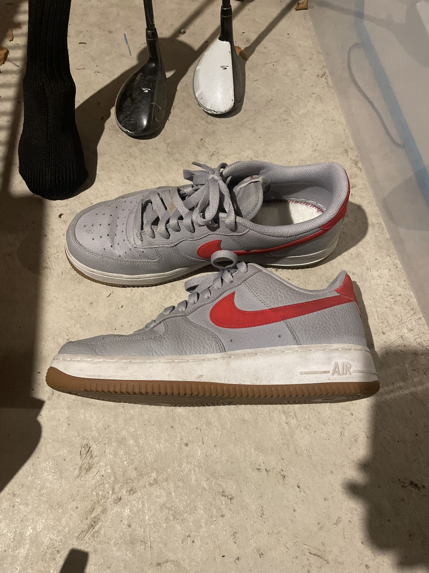 Nike Size 9 Men’s Shoes