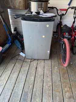 Whirlpool 4.3 Ctu Mini Fridge