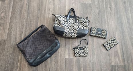 Coach 5 piece Lot $80 Read dec.