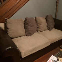 Nice Comfy Couch!