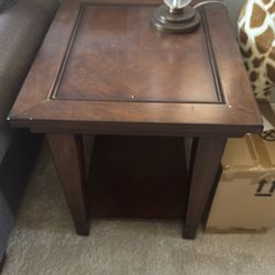 Bassett end table