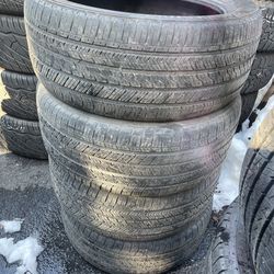 275/45R20 Bridgestone run flat 275/45/20 set of 4 used matching tires in great condition. 350$ for 4 tires plus tax.  Mount available but not included