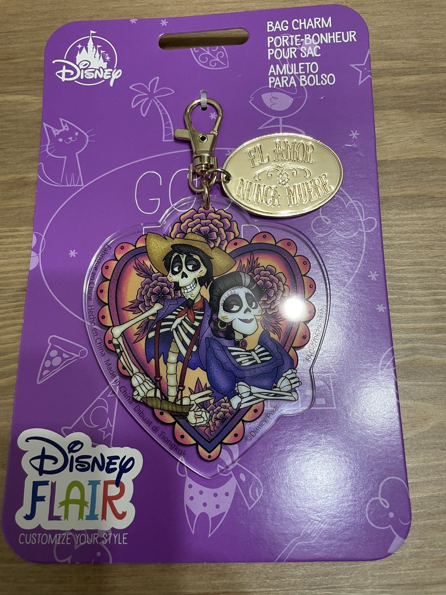 Disney Pixar - Coco - Flair Bag Charm Mama Imelda Hector Rivera Love Never Dies