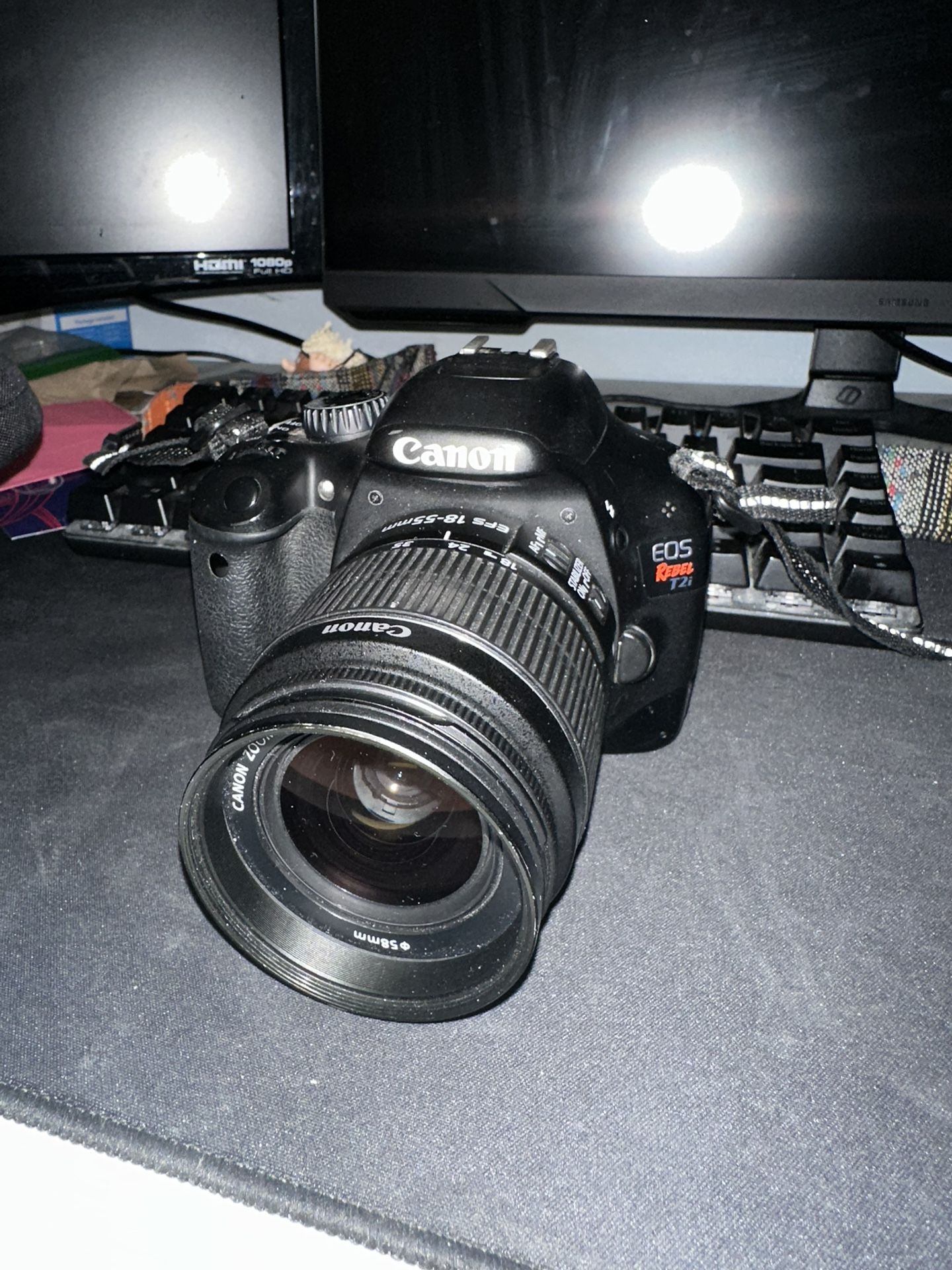 Canon rebel T2i w/ canon 18-55mm