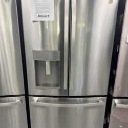 Never Used French Door Refrigerator With Water And Ice