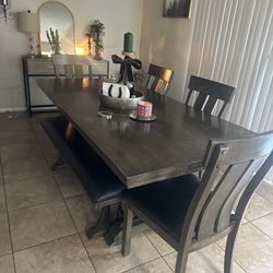 Kitchen table