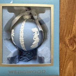 WEDGEWOOD ORNAMENT 