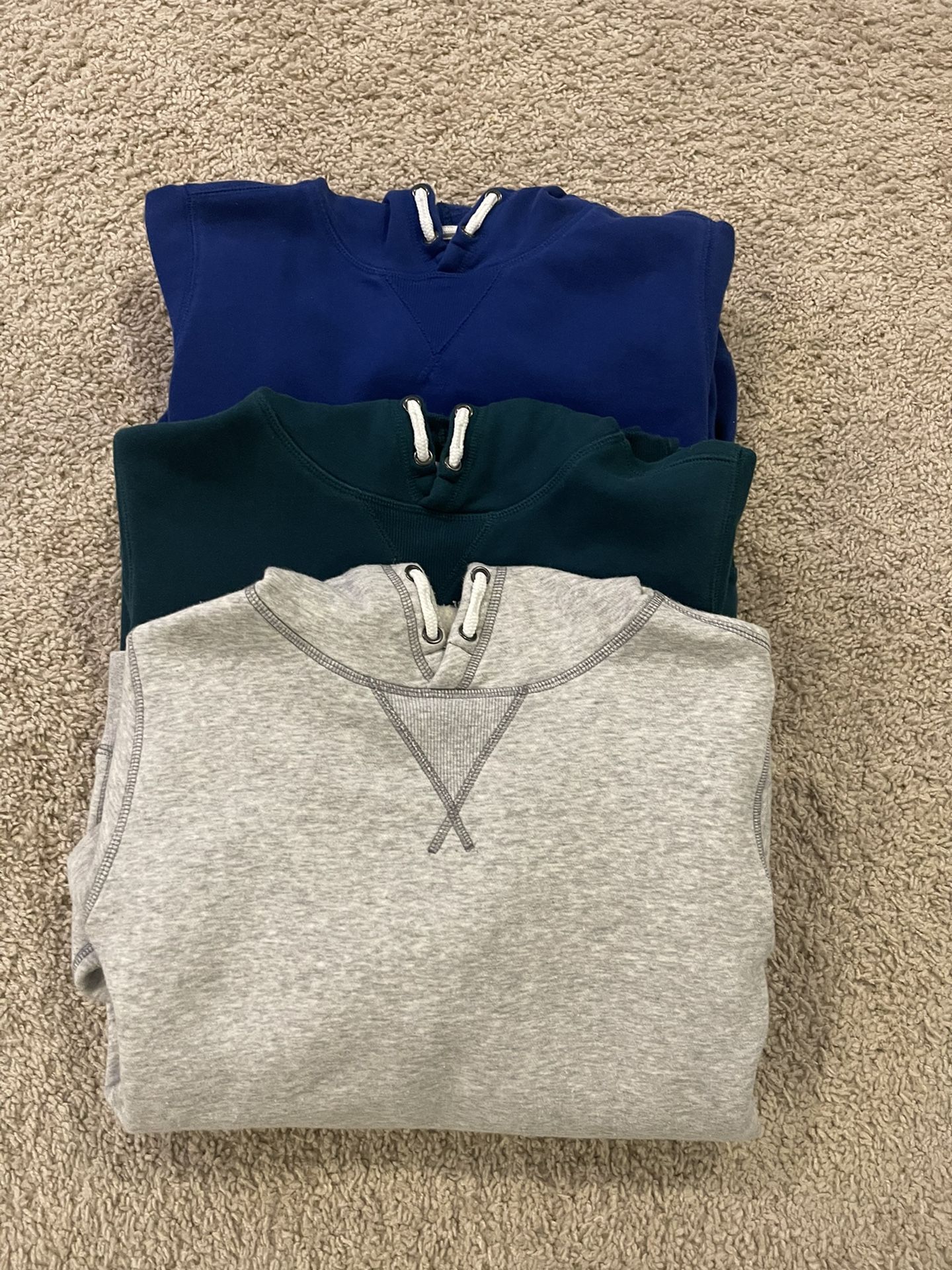 3 Hoodies Kids Xl