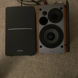 Edifier R1280T Powered Bookshelf Speakers