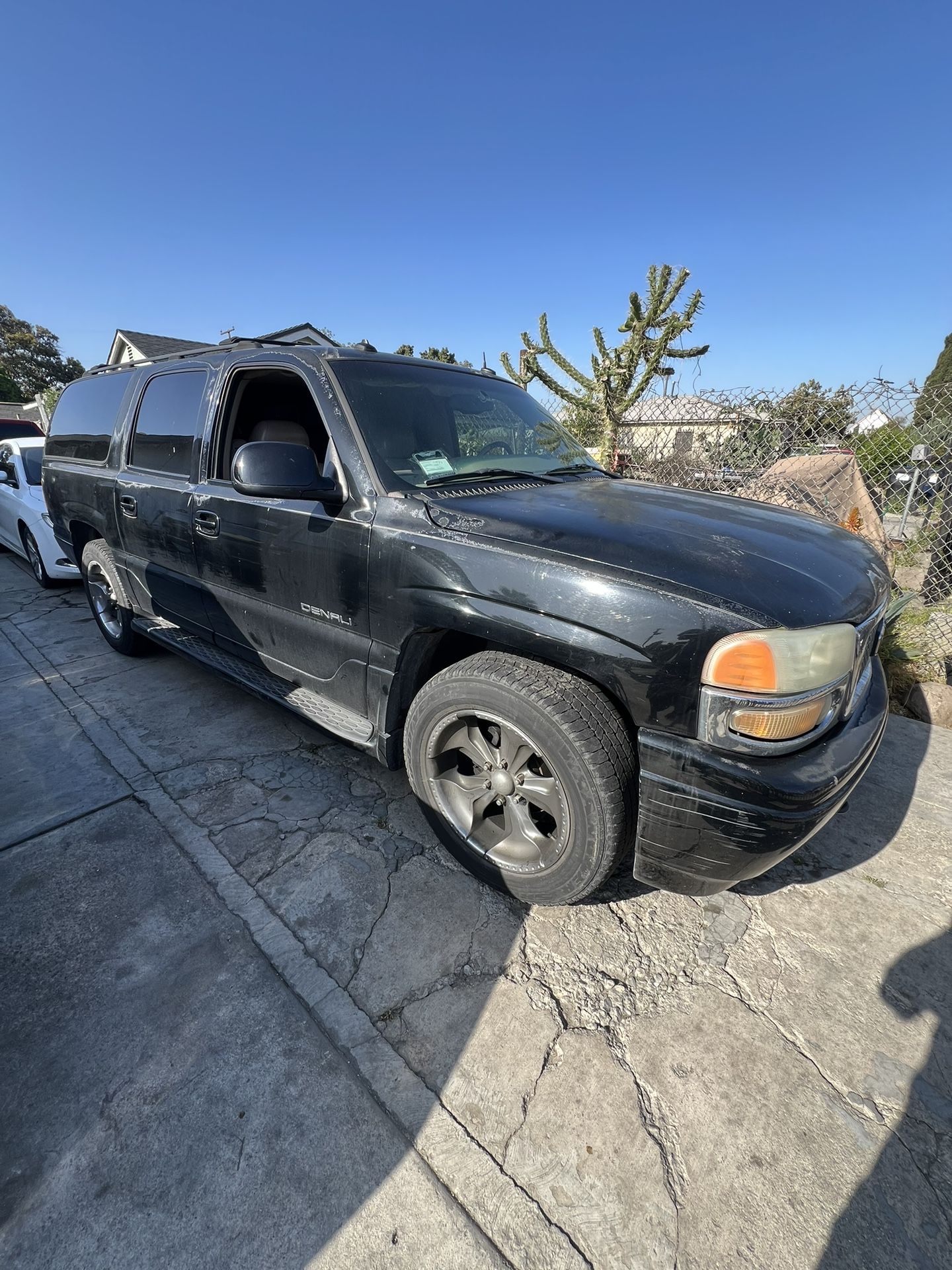 GMC Yukon Parts 