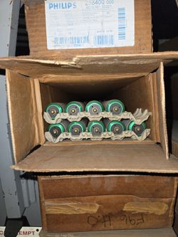 F96T12 Fluorescent Bulbs