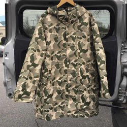 Camo Levi's Dry Water Repellant Windbreaker Parka Jacket 