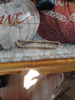 14k Yellow Gold Bracelet. 