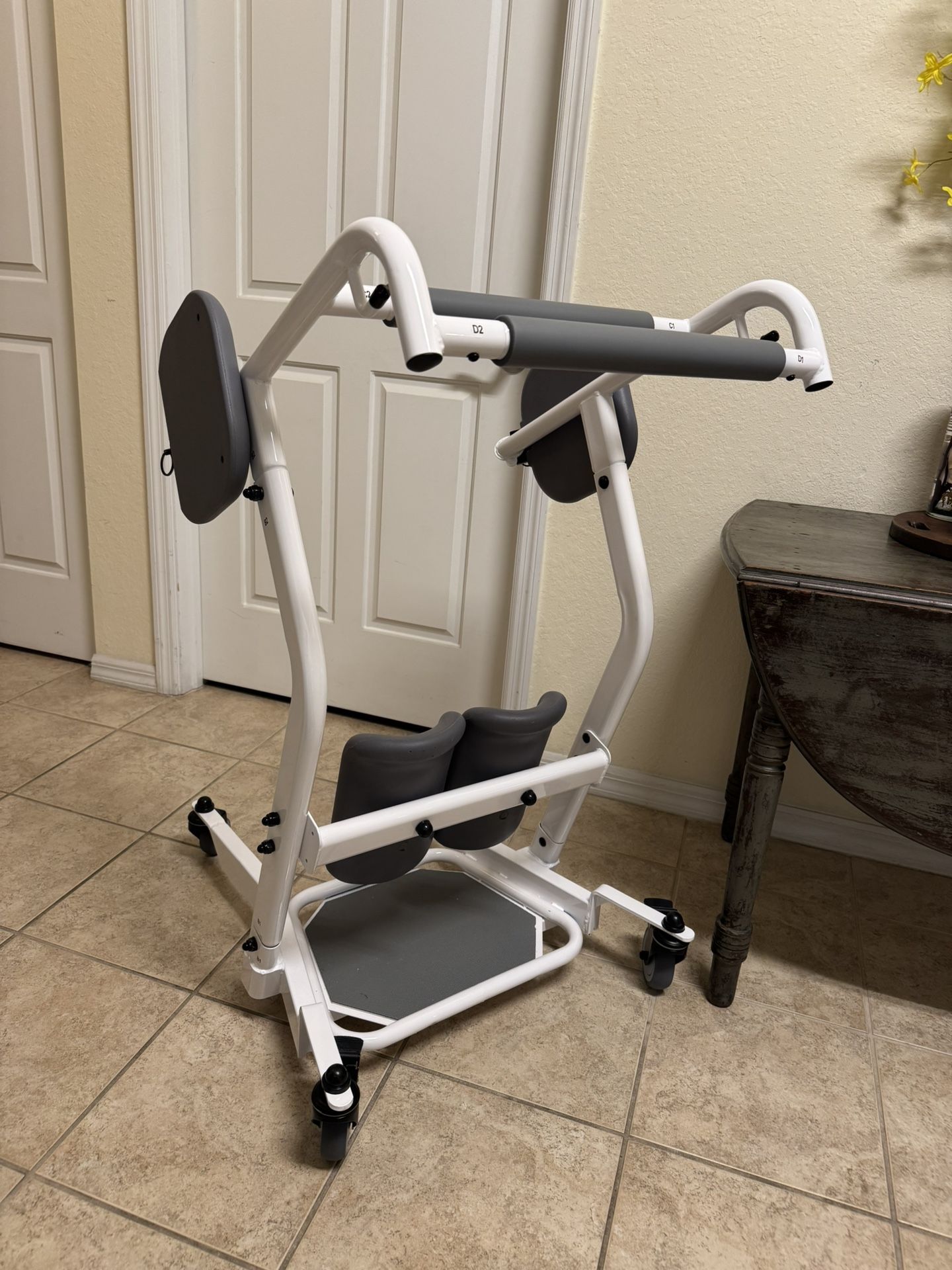 Elenker Stand Assist Lift-Brand New***