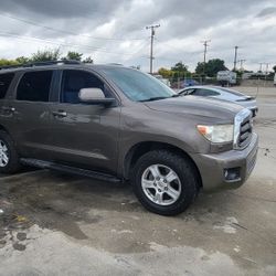 2011 Toyota Sequoia