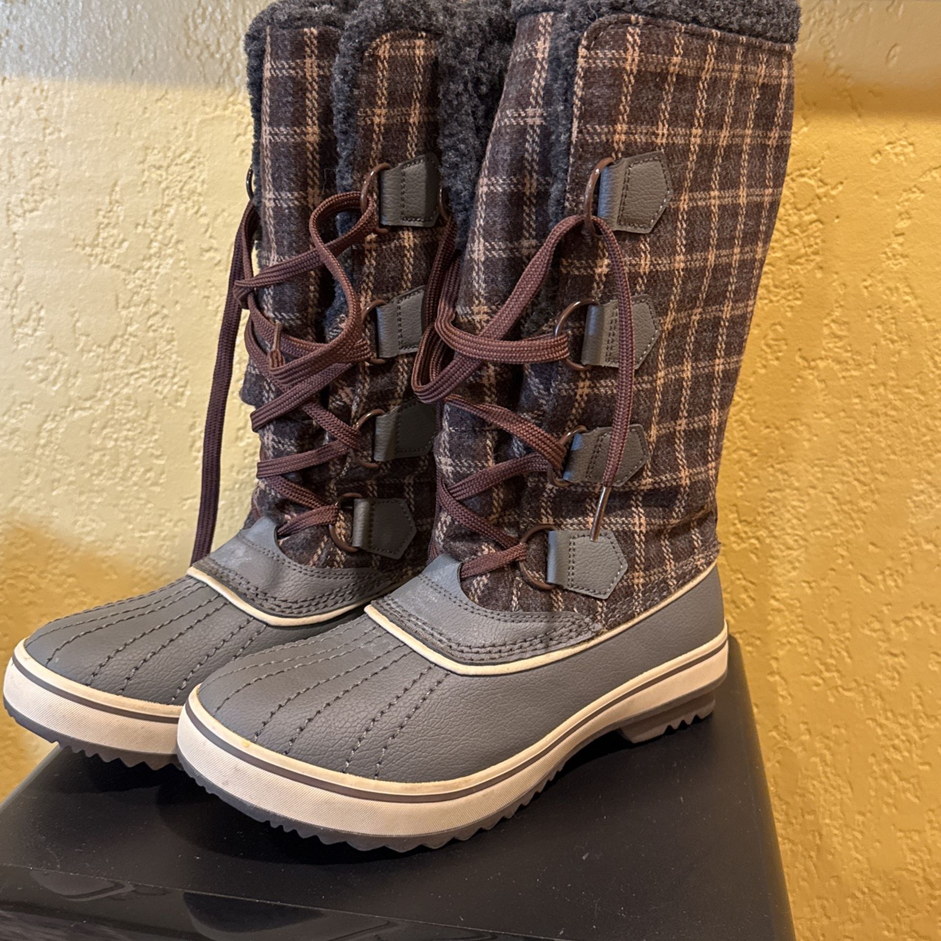 Skechers Snow Boots