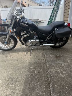2025 Suzuki boulevard s50