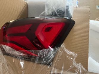 Chevy Equinox 22-24’ New Rt/Rear Tail Light.  See Photos