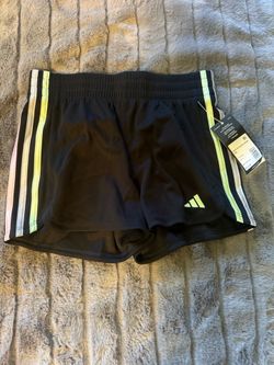 Adidas girls blk shorts size 10/12