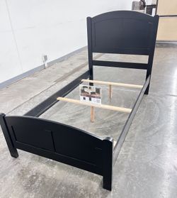 Cama Twin Size Nueva En Su Caja Incluye Colchon