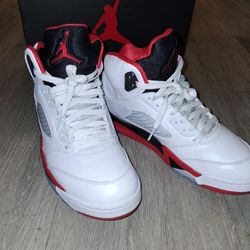 Jordan 5s Size 9.5
