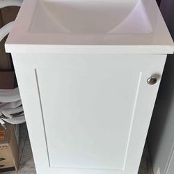 19 in. Single Sink White Bath Vanity with White Cultured Marble Top (Assembled) ( 