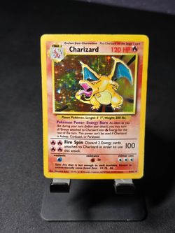 Vintage Pokemon card WOTC Charizard 4/102 Base Set Unlimited HP