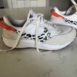 Women’s Nike Waffle Debut Sneakers 