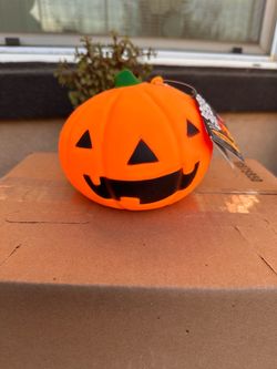 Big Squii Jumbo Pumpkin Squishy 🎃