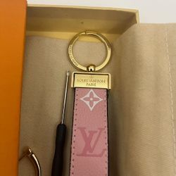 Lv Keychain Pink 